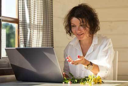 <span style="font-weight: bold;">Консультация онлайн</span>